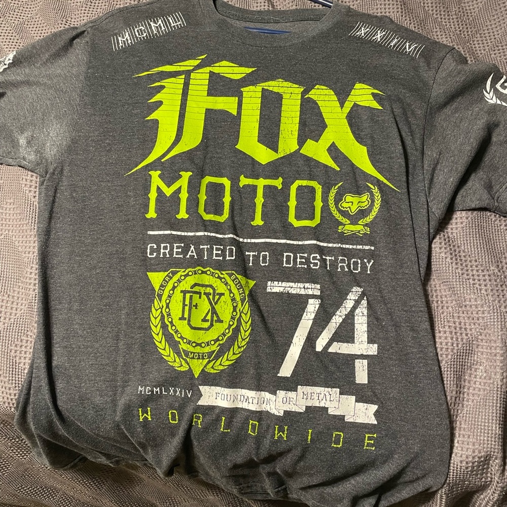 Large male Fox T-shirt